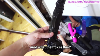 И зачем мне пацан? С другом я без оргазмов и кремпая не останусь