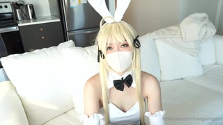 Скромничала, а до 2 камшотов меня довела — с презиком и без ??