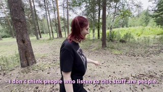 Хз, кто это, но с такими буферами я готов прямо в лесу её трахнуть