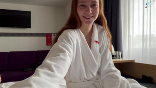 Даже имени её не знаю, но дойки ей сейчас я мощно обкончаю ??