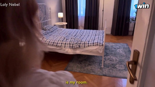 Рискнул и не пожалел — она реально даёт и сосёт фанатам писюн ??