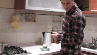 Брат сделал сестричке куни и отжарил ее в стройную попочку