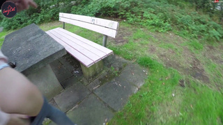 Белокурая Девушка на природе сама предложила перепихнуться