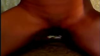 Одинокая взрослая тетка показала горячее шоу на вебкамеру