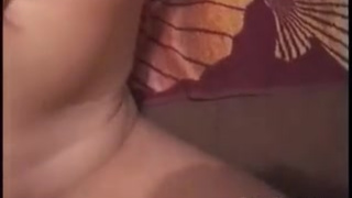 Сначала рогоносец, а потом и секс машина прут белокурую девушку