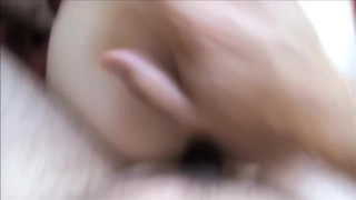 Русский частный секс в позе догги стайл