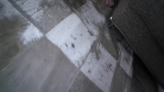 Лысый кореш агрессивно отжарил в бритую киску бразильянку большим хуем