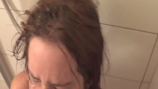 Очень жестко поимел и написал в ротик провинившийся подруге