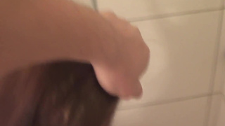 Очень жестко поимел и написал в ротик провинившийся подруге