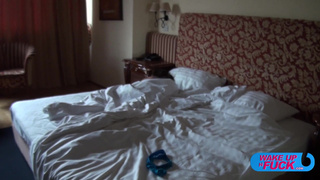 Кобели выпили вина и пришли к молодухе заниматься анальным сексом