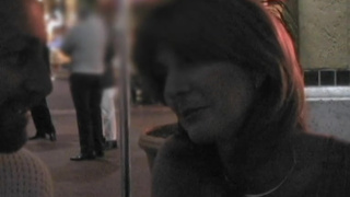 Наивной любовник жарит сисястую мамашу на кушетке