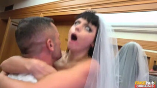 Бойфренд выебал бухую телку после девичника