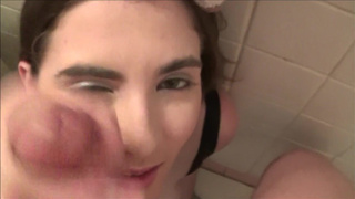 Реальное любительское инцест порно брата с сестричкой в ванной