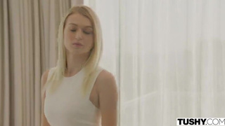 Болт в заднице заставил шалашовку Natalia Starr стонать