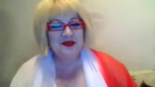 Русская мамашка Диана показывает себя в секс чате